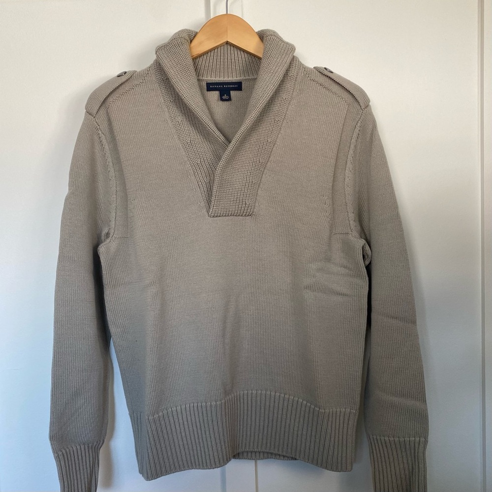 BANANA REPUBLIC - 100% Wool Tan Sweater Size Small - Picture 8 of 16